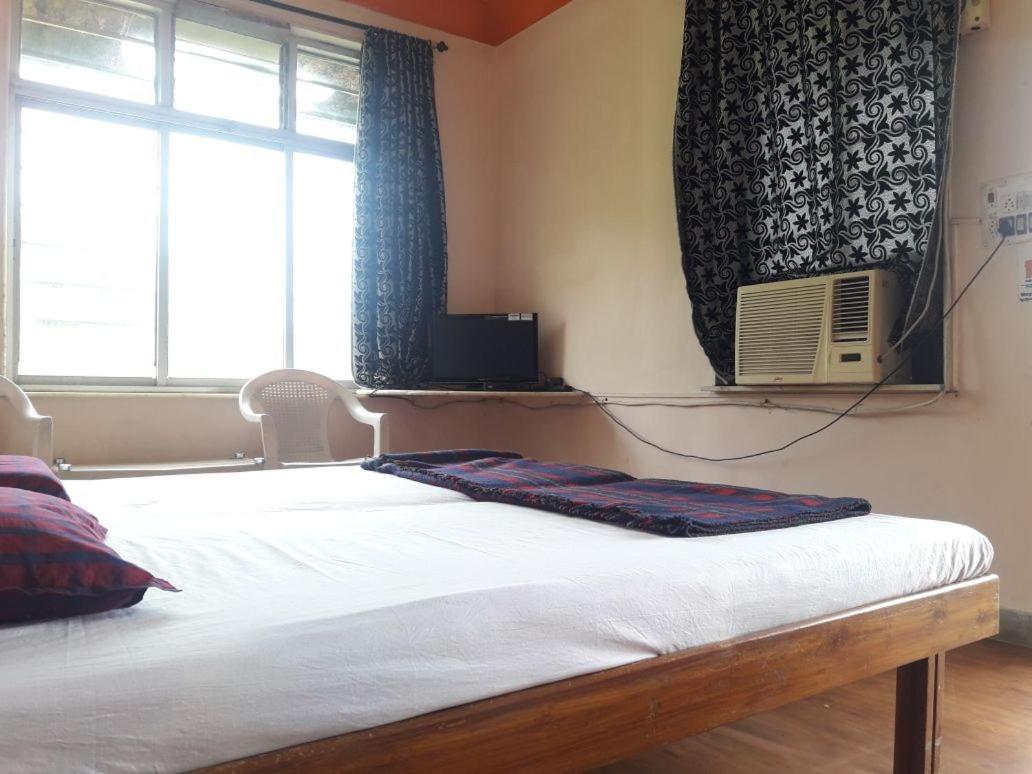 Mtdc Meghdhanush Park Hotel Igatpuri Exterior foto